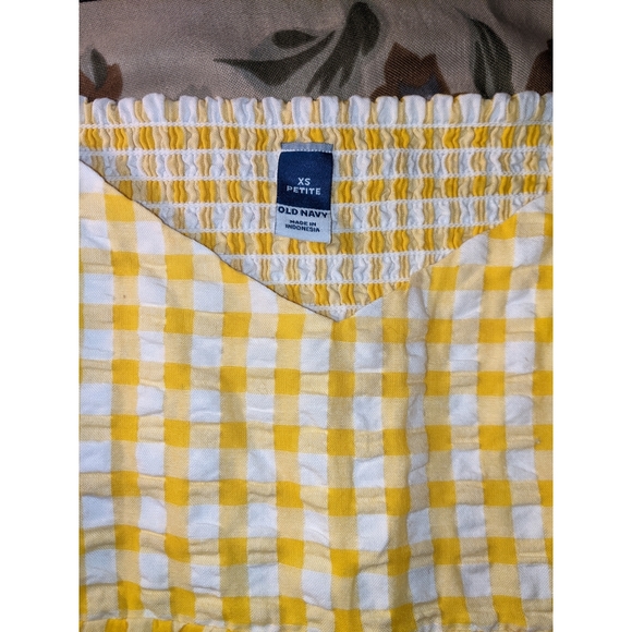 Old Navy Gingham Top Size XS Petite - Picture 2 of 4